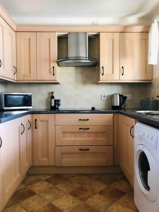 Crown Apartment City Centre Ίνβερνες Εξωτερικό φωτογραφία